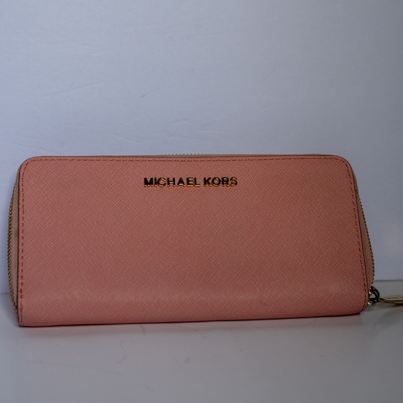 Michael Kors wallet - Picture 1 of 5